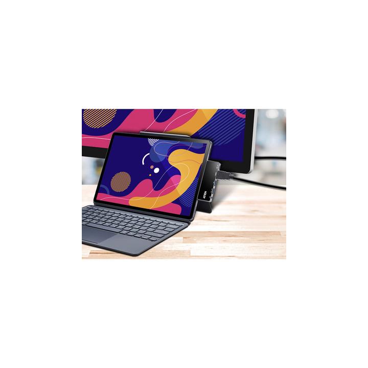 USB-C Travel Dock con Power Pass-Through