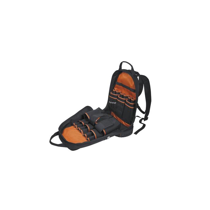 Mochila para herramientas Tradesman Pro™ de 36,8 cm en color negro con 39 bolsillos (No incluye herramientas).