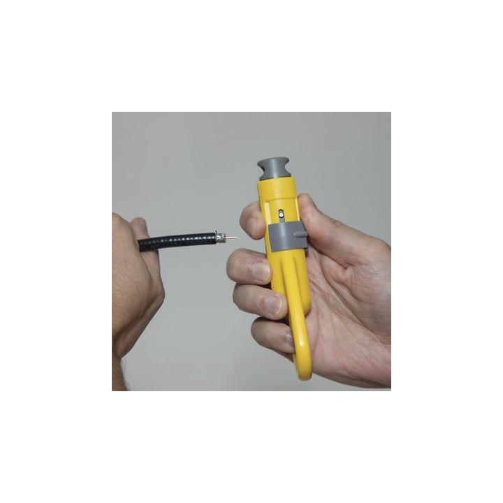 Pelacables Radial de Cables Coaxiales.