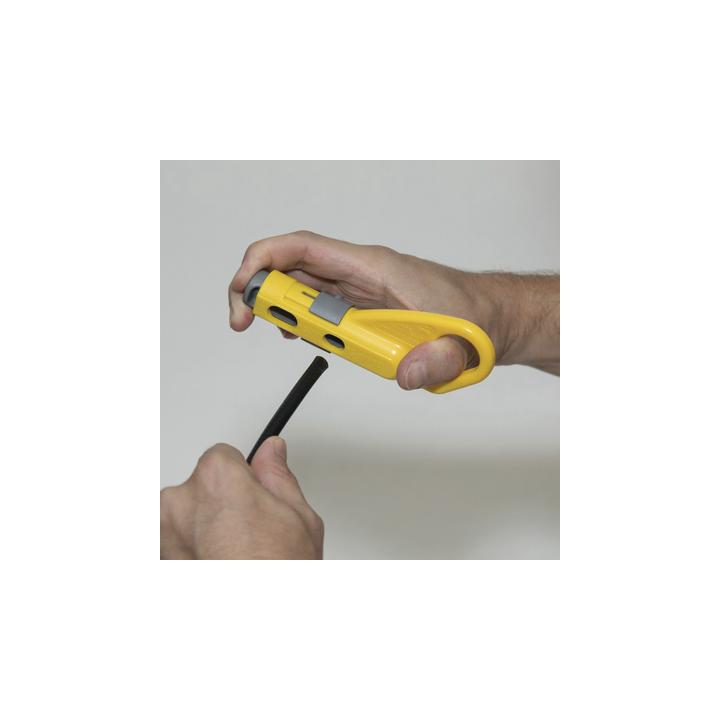 Pelacables Radial de Cables Coaxiales.