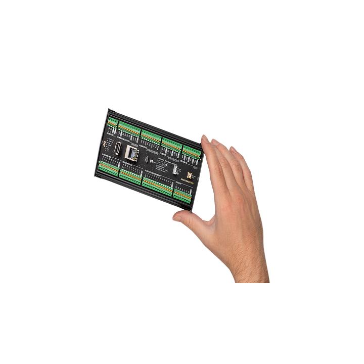 Controlador Industrial Arduino Portenta Machine Control / STM32H747XI Dual Cortex / 24V DC / 8 Entradas Digitales / 8