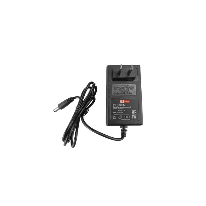 9 Vcc / 3 A / Fuente de poder / Voltaje de Entrada de 100-240 Vca / Para Usos Múltiples / Video Vigilancia, Acceso,