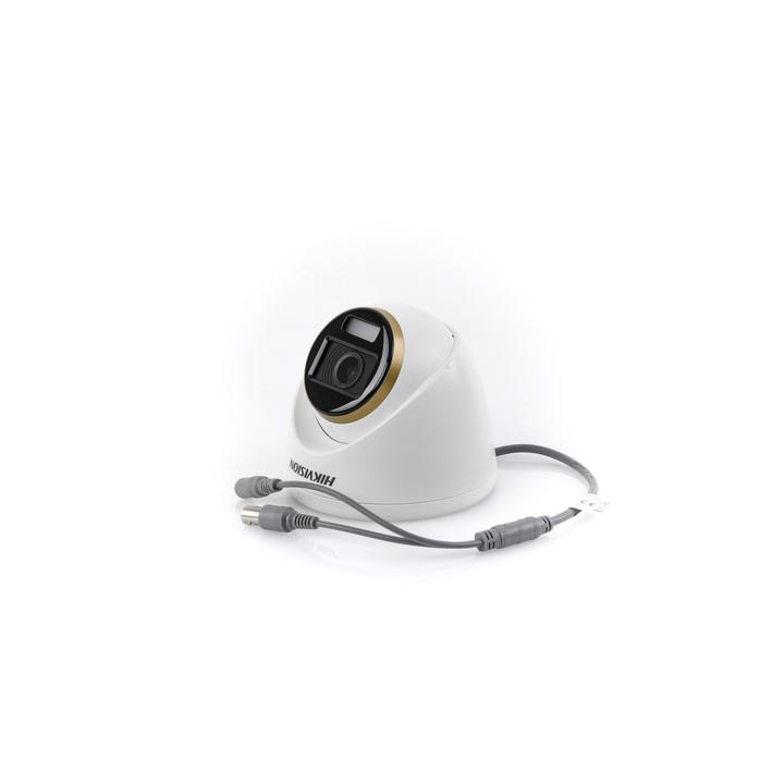 [ColorVu] Turret TURBOHD 4K (8 Megapixel) / Lente 2.8 mm / Imagen a Color 24/7 / Luz Blanca 40 mts / Exterior IP67 /