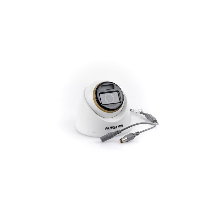 [ColorVu] Turret TURBOHD 4K (8 Megapixel) / Lente 2.8 mm / Imagen a Color 24/7 / Luz Blanca 40 mts / Exterior IP67 /