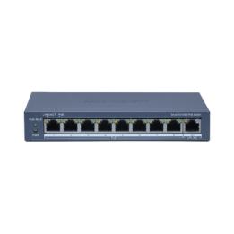 Switch PoE+ / Monitoreable / 8 Puertos 10/100 Mbps PoE+ / 1 Puerto 1000 Mbps de Uplink / Configuración Nube