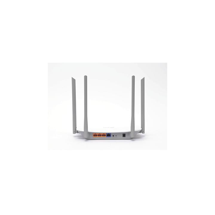 Router Inalámbrico ISP / Doble Banda AC1200 / 4 Antenas Externas / 3 Puertos LAN 10/100/1000 Mbps / 1 Puerto WAN