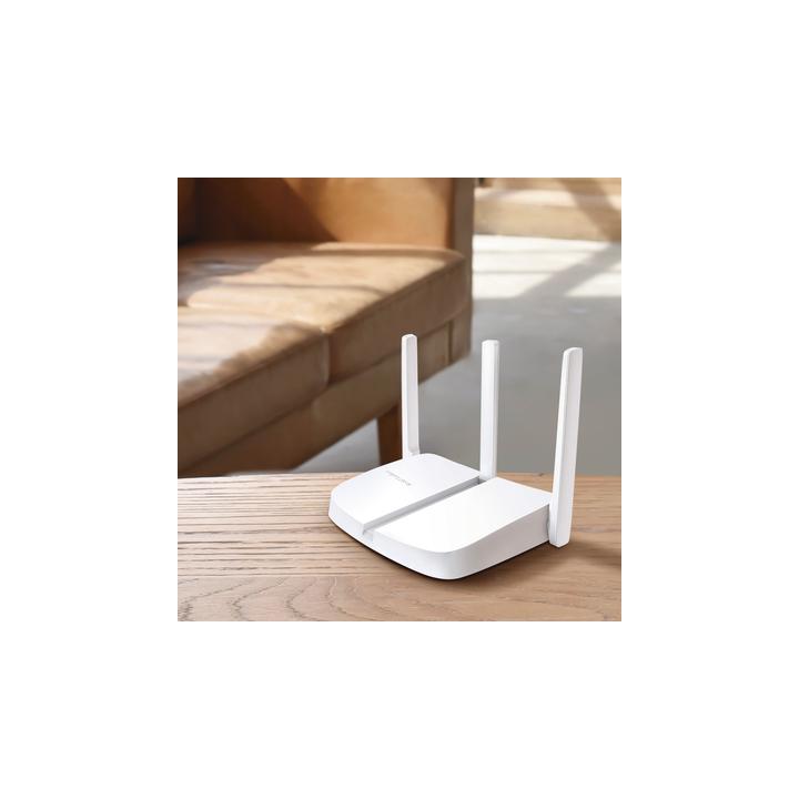 Router Inalámbrico N / 2.4 GHz de 300 Mbps / 1 Puerto WAN 10/100 Mbps / 3 puertos LAN 10/100 Mbps /  3 antenas de 5