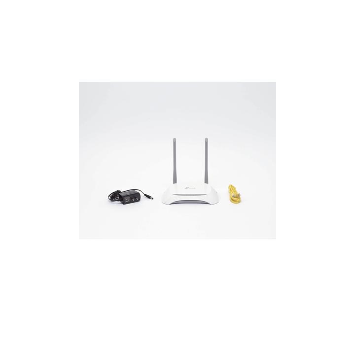 Router Inalámbrico para WISP con Configuración de fábrica personalizable, 2.4 GHz, 300 Mbps, 4 Puertos LAN 10/100