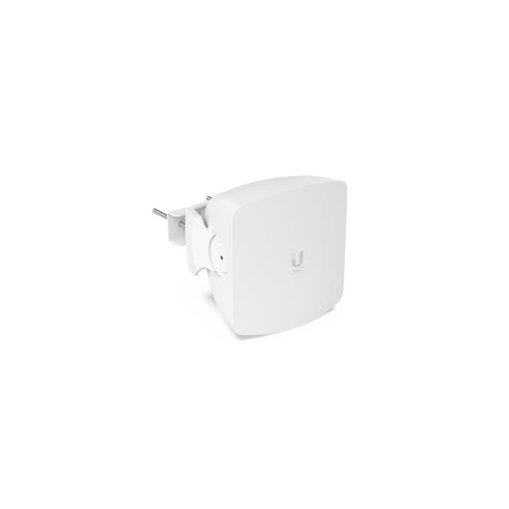UISP Access Point Multipunto Tecnología Wave en 60 Ghz, hasta 15 estaciones, hasta 5.4 Gbps, respaldo en 5 Ghz. 1