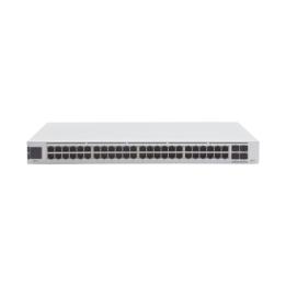 UniFi Switch USW-Pro-48, Capa 3 de 48 puertos Gigabit RJ-45 + 4 puertos 1/10G SFP+, pantalla informativa