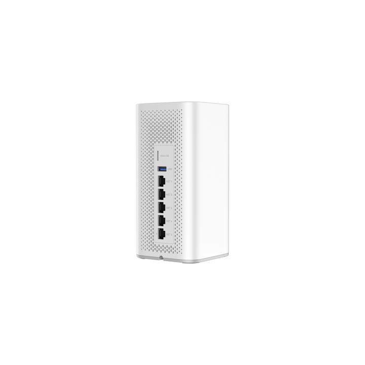 4 en 1: Firewall Nueva Generación, Router Wi-Fi, IP PBX (24 usuarios / 8 llamadas simultáneas), Switch, incluye un AP