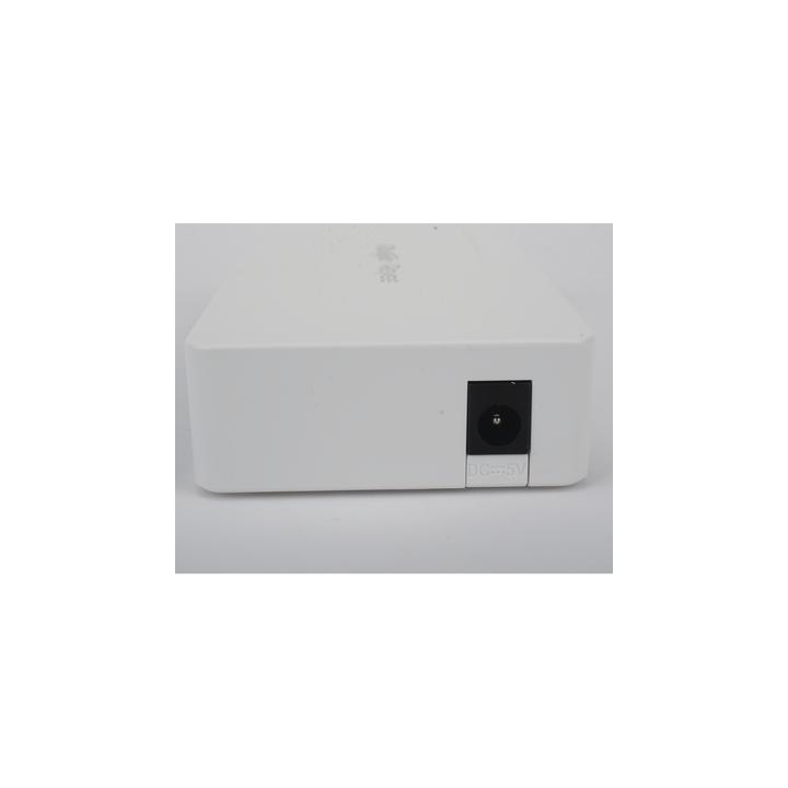 Switch no administrable, Visible en la Topología de la Nube, con 8 puertos Gigabit 1G