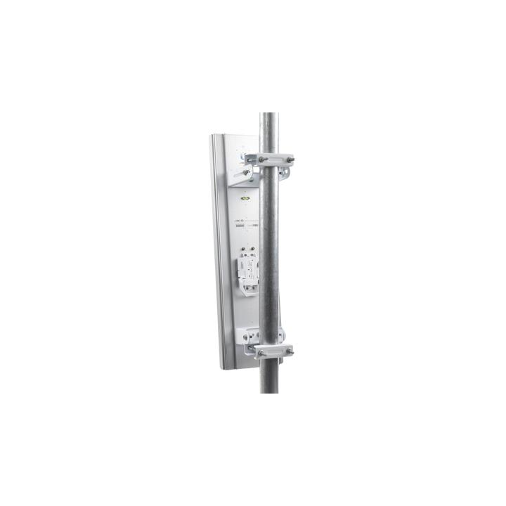 Antena sectorial para estaciones base airMAX AC de 45° de cobertura horizontal, en 5 GHz (5150 - 5875 MHz) de 22 dBi