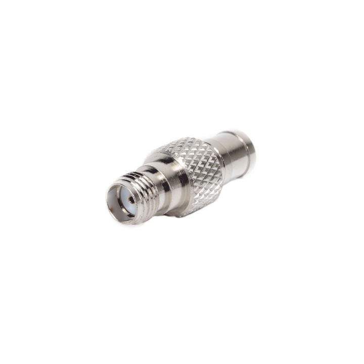 Adaptador en linea de conector SMA Hembra a SMB.