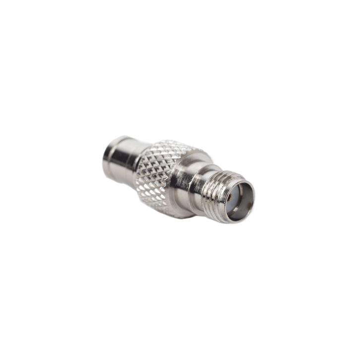 Adaptador en linea de conector SMA Hembra a SMB.