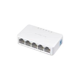 Switch NO Administrable / Para escritorio /  5 puertos 10/100 Mbps / Diseño Compacto / Plug and Play
