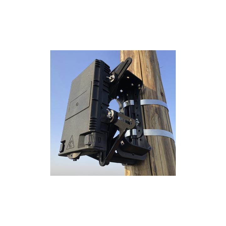 Brackets para Montaje de Caja de Empalme a Raqueta LP-CSS (2 Piezas)