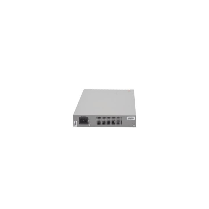 Switch Capa 3 Stackeable 10 Gigabit , 12 puertos 100/1000/10G Base-T (RJ-45)  y 4 puertos SFP/SFP+ 10G