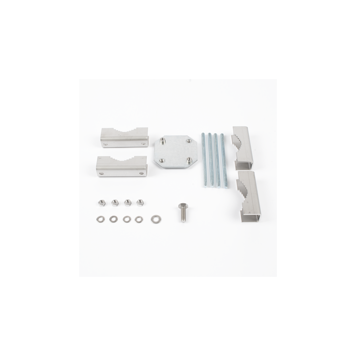 Montaje ajustable para mayor estabilidad y alineación de antenas JRMA01200 y JRCDD35DUPLEX