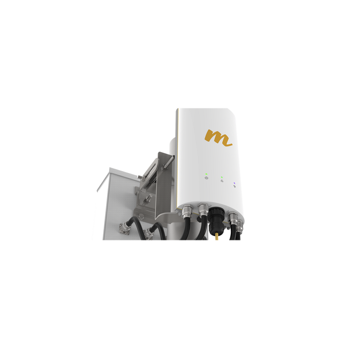 Punto de Acceso de 1.5 Gbps / MU-MIMO 4x4 / 4.9-6.4 GHz / 4 Conectores N-hembra / Hasta 100 clientes concurrentes /