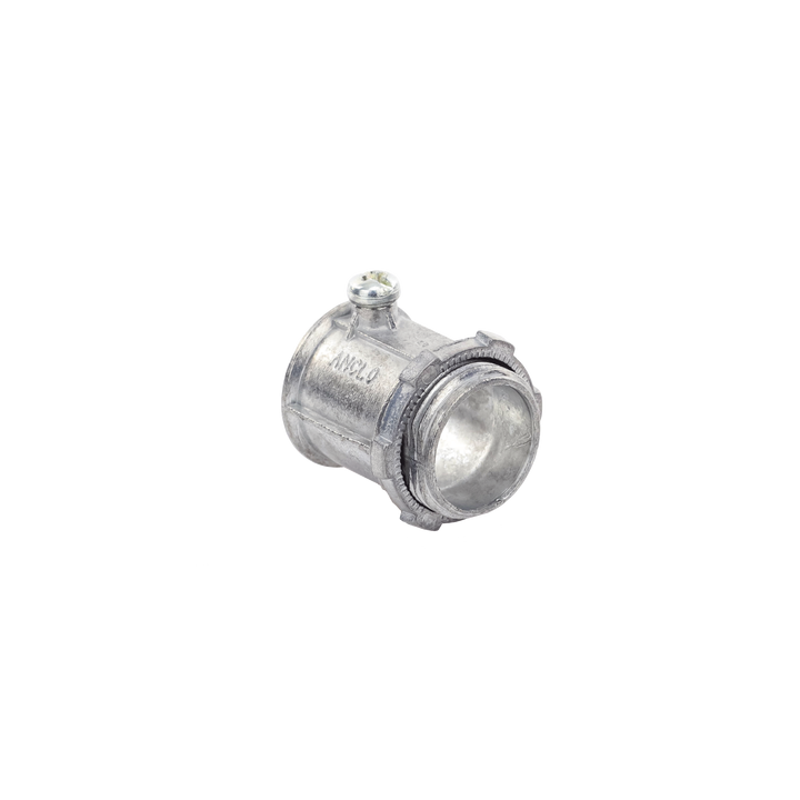Conector de 3/4" para Tubo Pared Delgada con Tornillos Opresores.