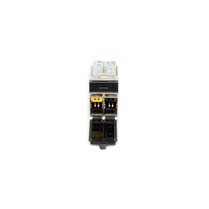 Jack Tera Categoría 7A, con Puerta Protectora, para Aplicaciones de Servicios Compartidos, Color Negro