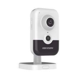 Cubo IP 4 Megapixel / Serie PRO / Lente 2.8 mm / 10 mts IR EXIR / PoE / Sensor PIR / H.265+ / Interior / Audio de Dos