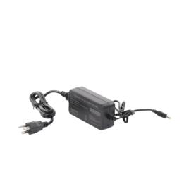 Fuente de poder con Cables de Extensión para Mayor Alcance 12 Vcc / 5 Amperes / Profesional / 0.5 metros a la toma de