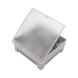 Fuente de Poder con Gabinete de 4 Salidas de 11 - 15 Vcc / 5 Amper /  Soporta Batería de Respaldo / Voltaje de